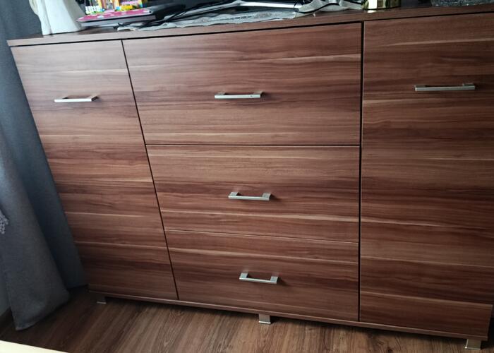Grajewo ogłoszenia: Sprzedam komodę, kolor- śliwa
wys. 109 cm
szer. 150 cm
gł. 43...
